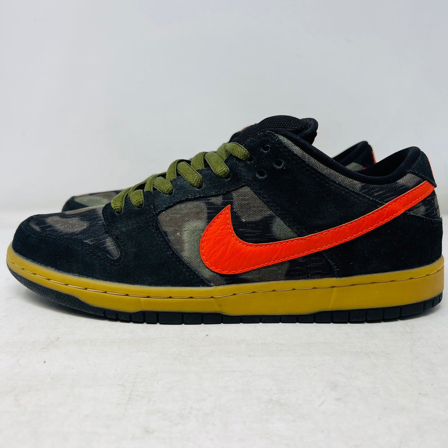 Nike SB Dunk Low Black Rough Green