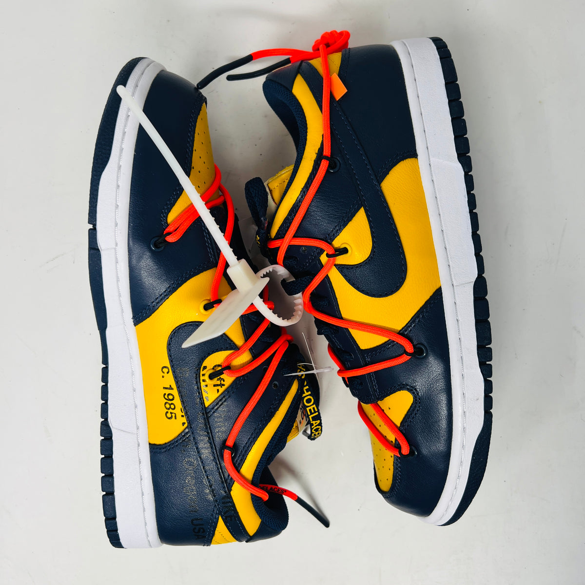 Nike Dunk Low Off-White University Gold