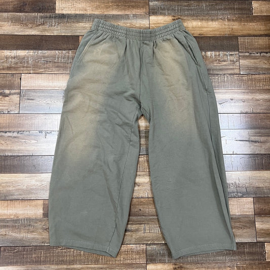 Raspberry Green Sweats