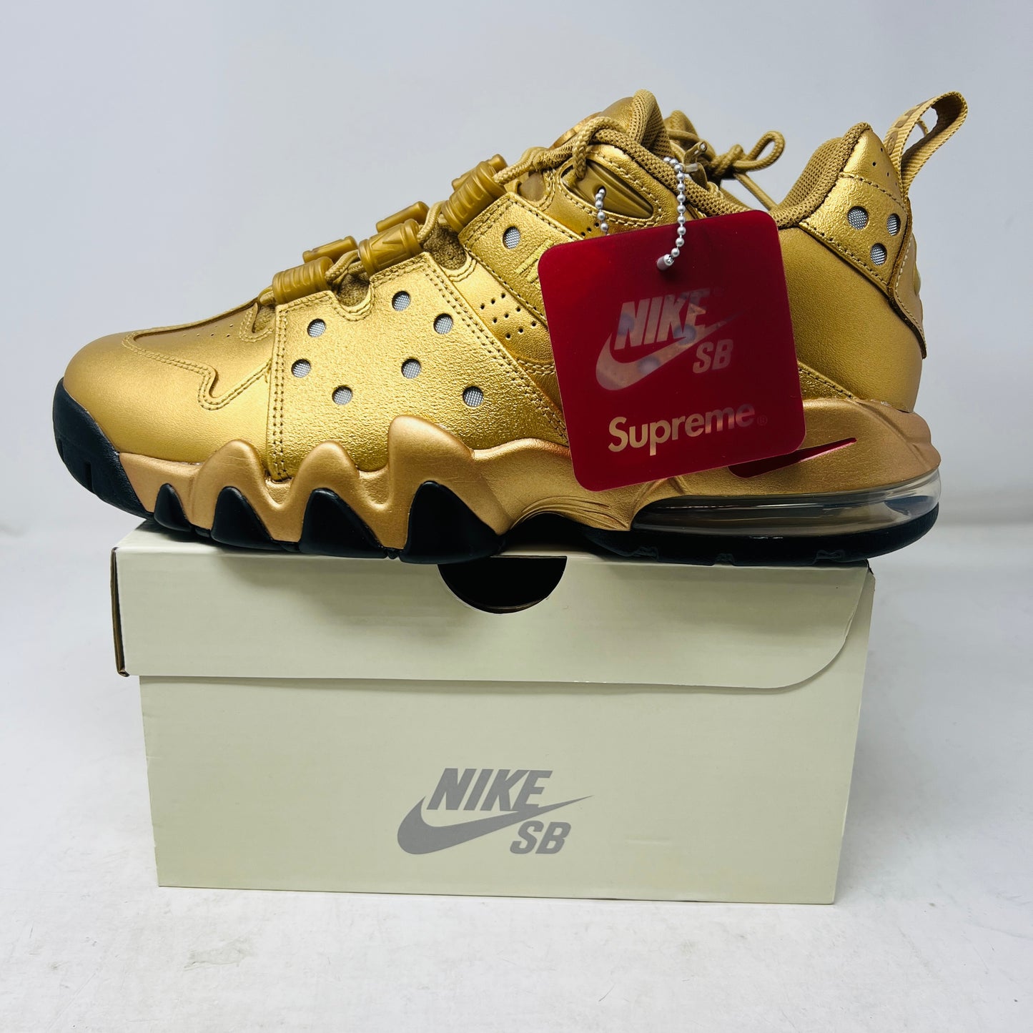 Nike SB Air Max 2 CB '94 Low Supreme Metallic Gold