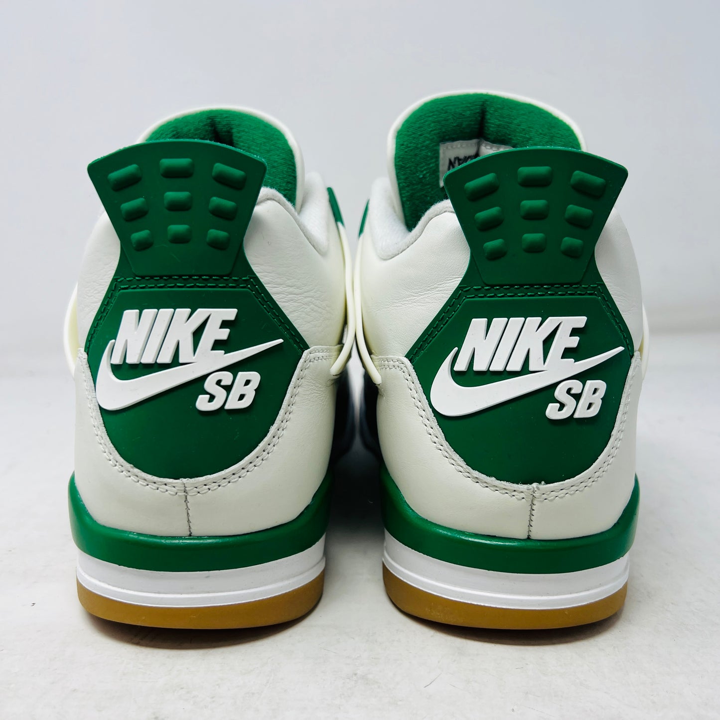 Jordan 4 Retro SB Pine Green
