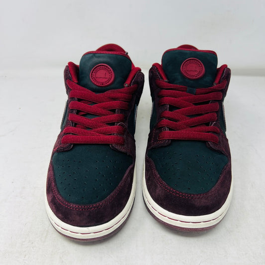 Nike SB Dunk Low Riot Skateshop