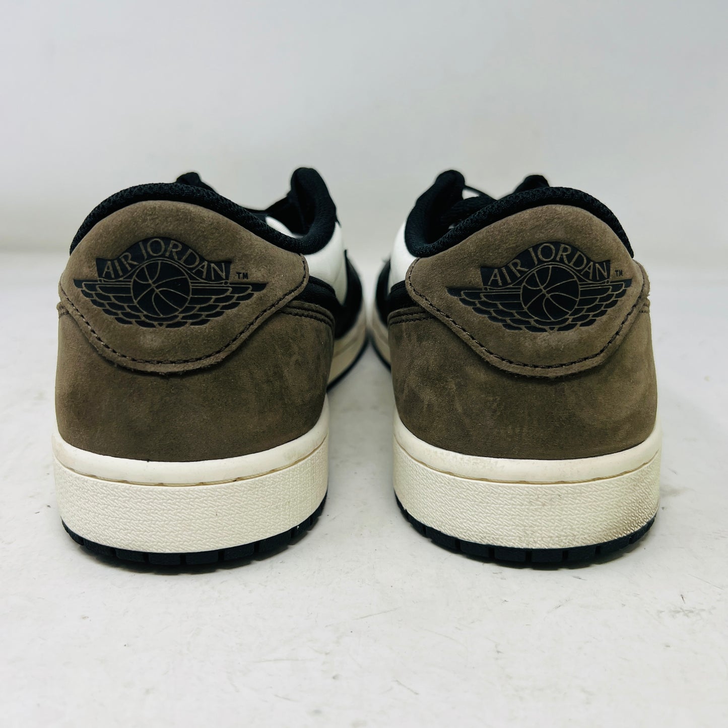 Jordan 1 Retro Low OG Mocha