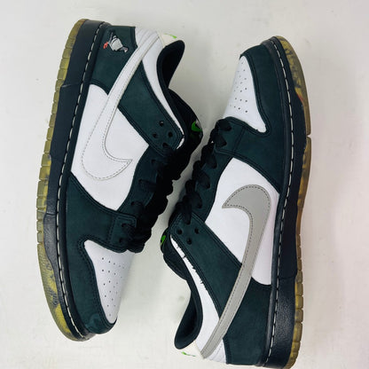 Nike SB Dunk Low Staple Panda Pigeon