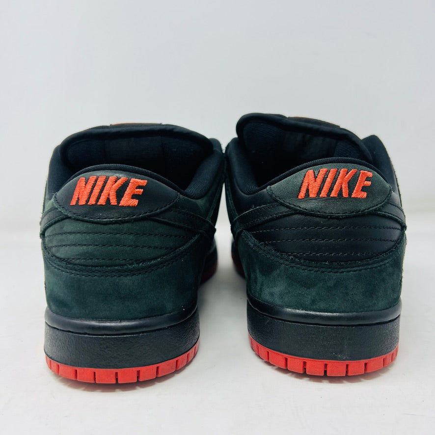 Nike SB Dunk Low Black Pigeon
