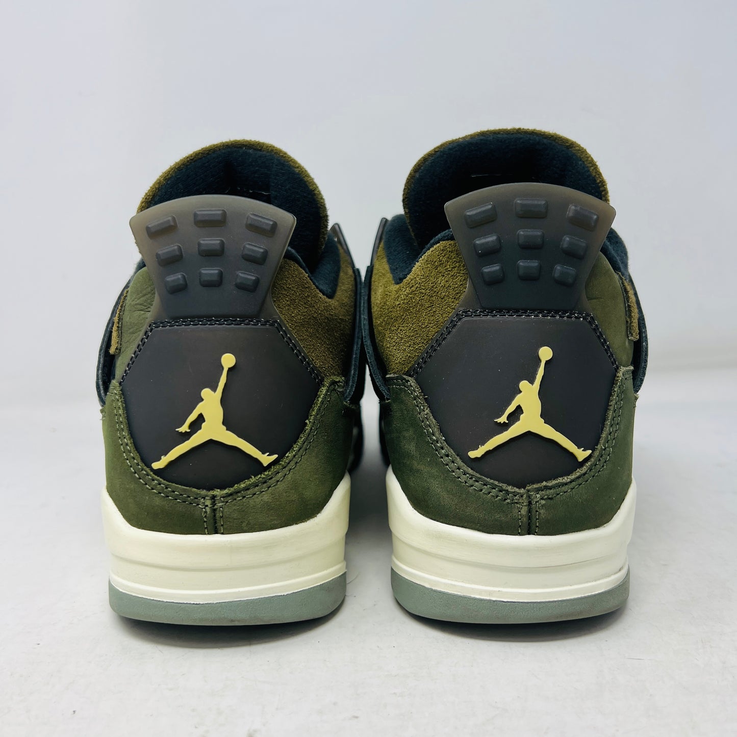 Jordan 4 Retro SE Craft Medium Olive