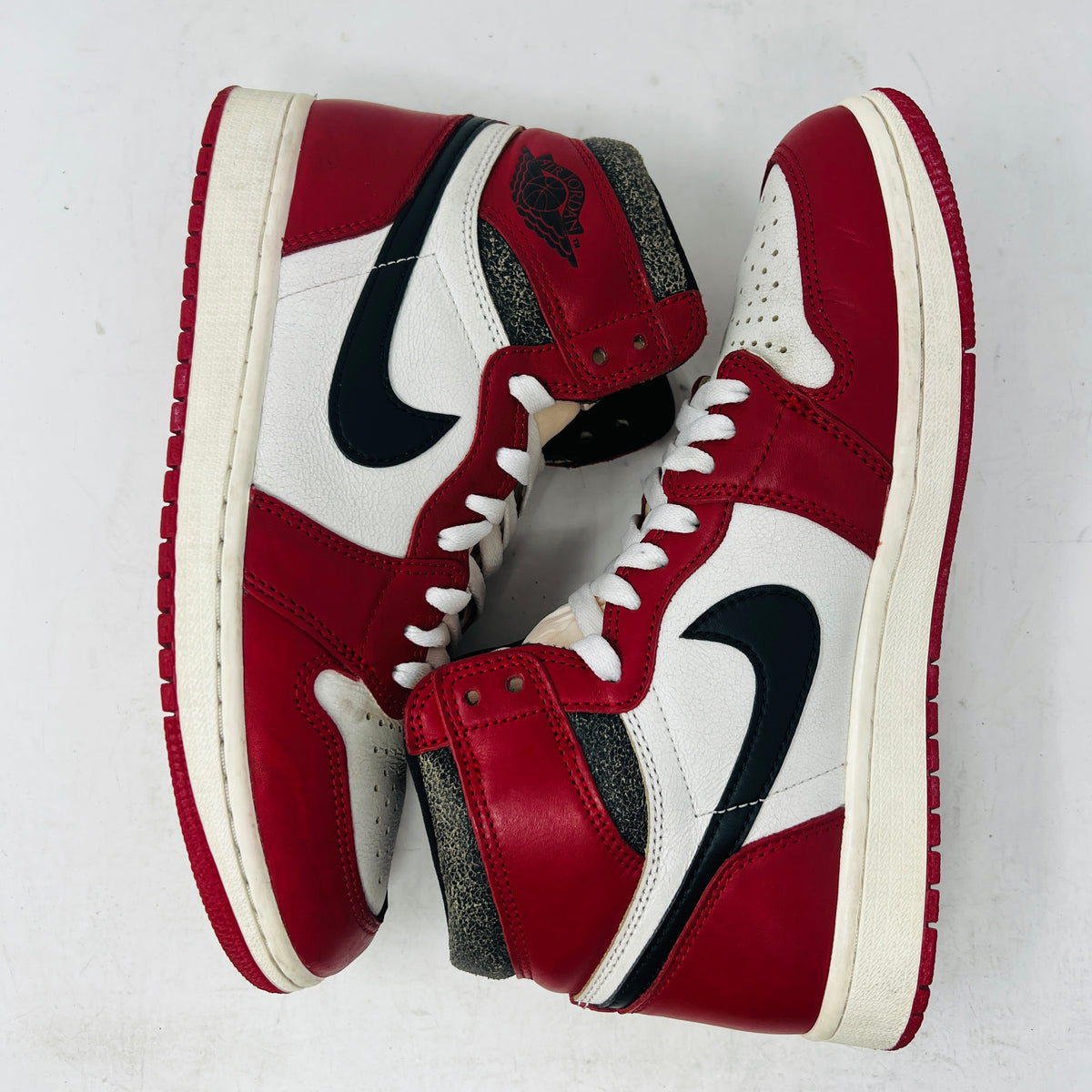 Jordan 1 Retro High OG Chicago Lost and Found