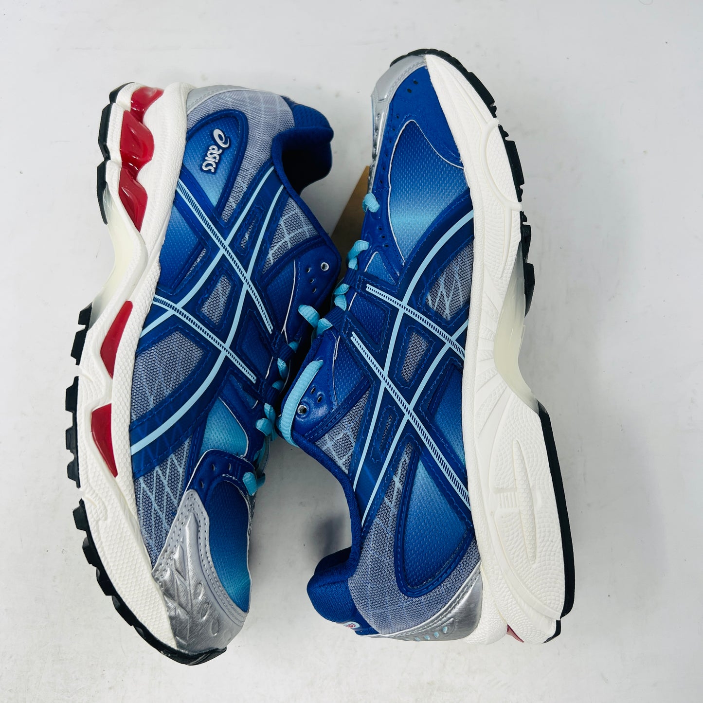 ASICS Gel-Nimbus 10.1 Kith Marvel vs. Capcom Mega Man (Comic Not Included)