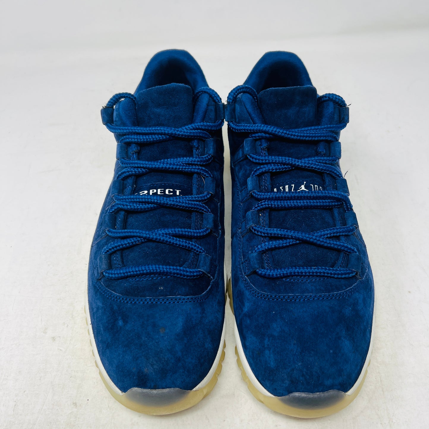 Jordan 11 Retro Low Derek Jeter RE2PECT