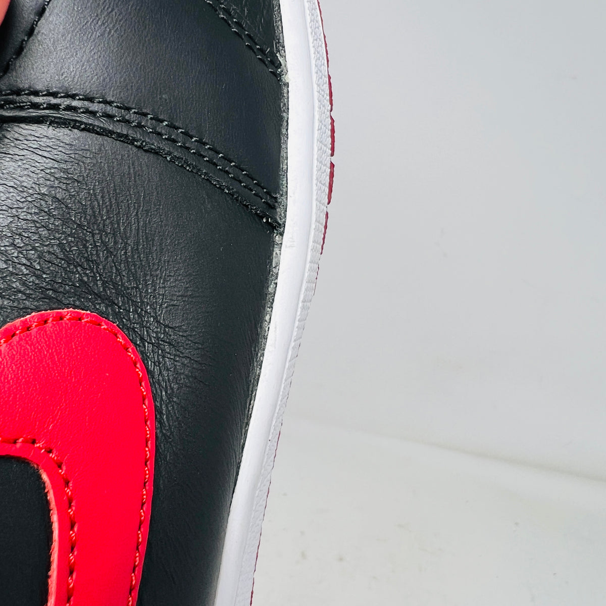 Jordan 1 Retro Bred (2013)