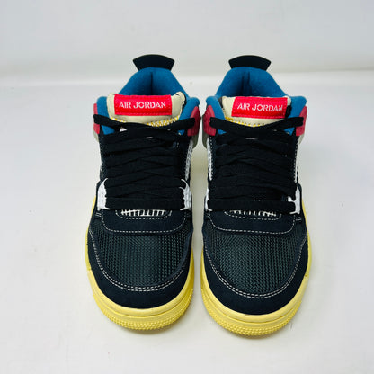 Jordan 4 Retro Union Off Noir sneakers with extra laces, 2020 model.