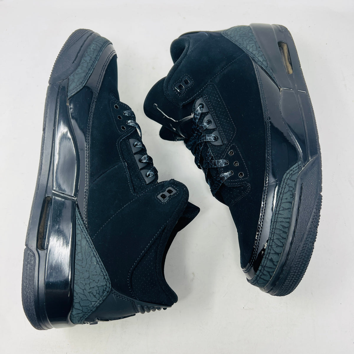 Jordan 3 Retro Black Cat (2025)
