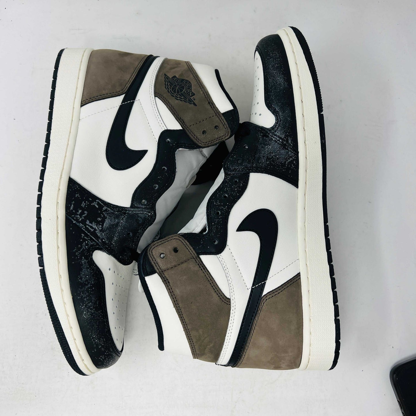 Jordan 1 Retro High Dark Mocha