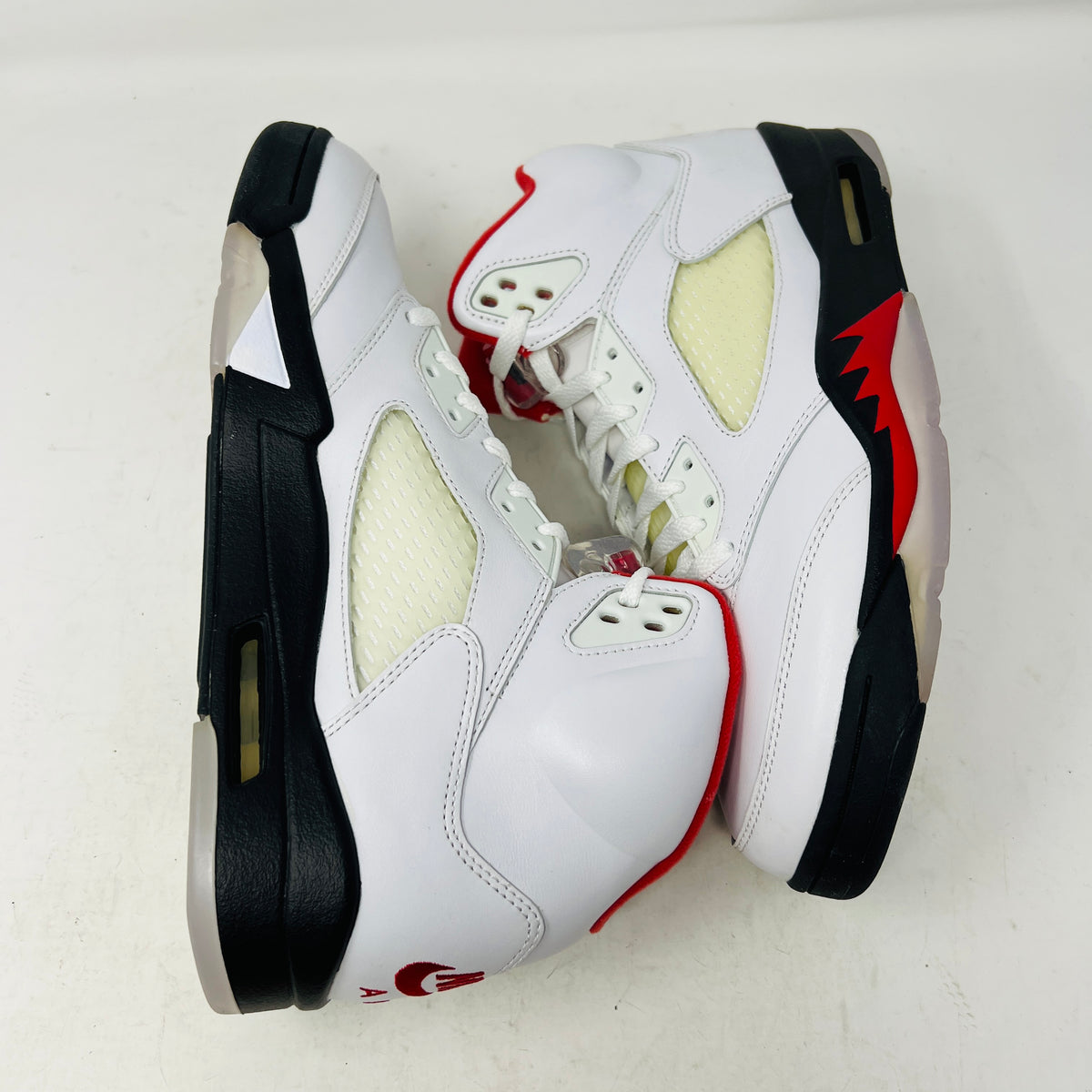 Jordan 5 Retro Fire Red (2013)