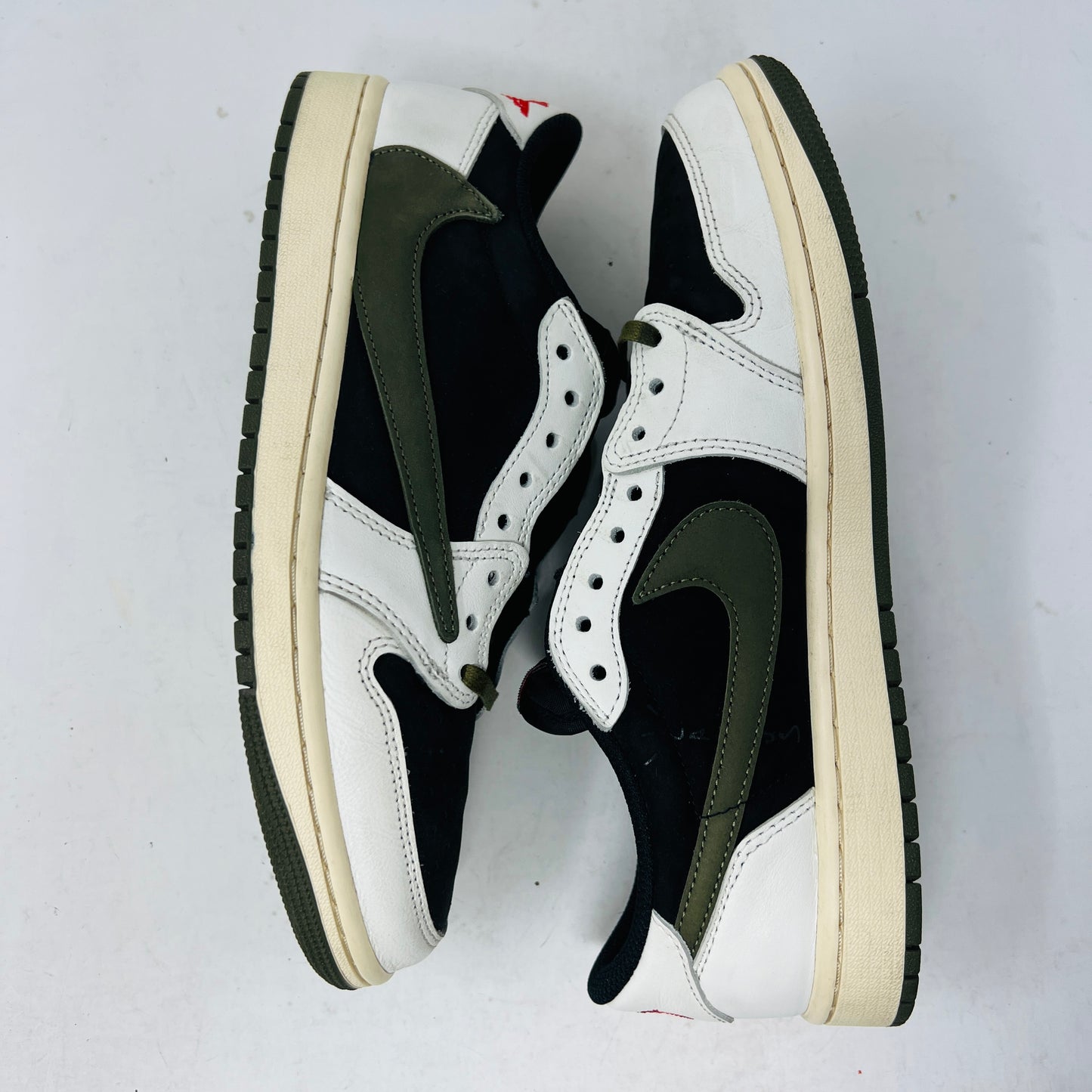 Jordan 1 Retro Low OG SP Travis Scott Olive (Women's)