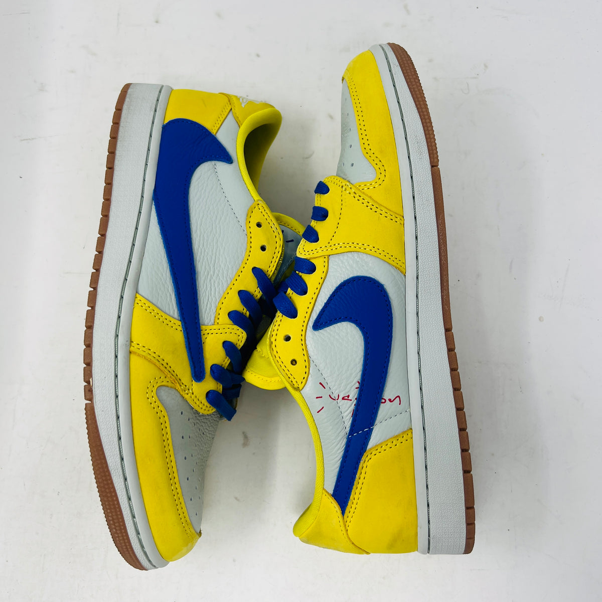 Jordan 1 Retro Low OG SP Travis Scott Canary (Women's)