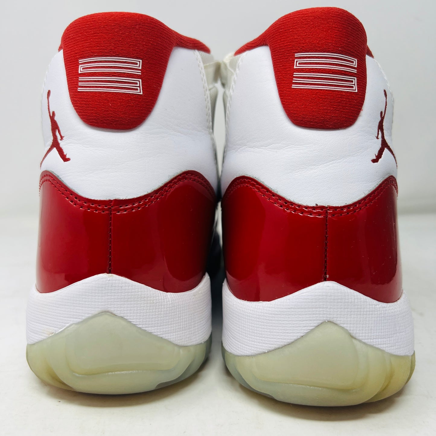 Jordan 11 Retro Cherry (2022)