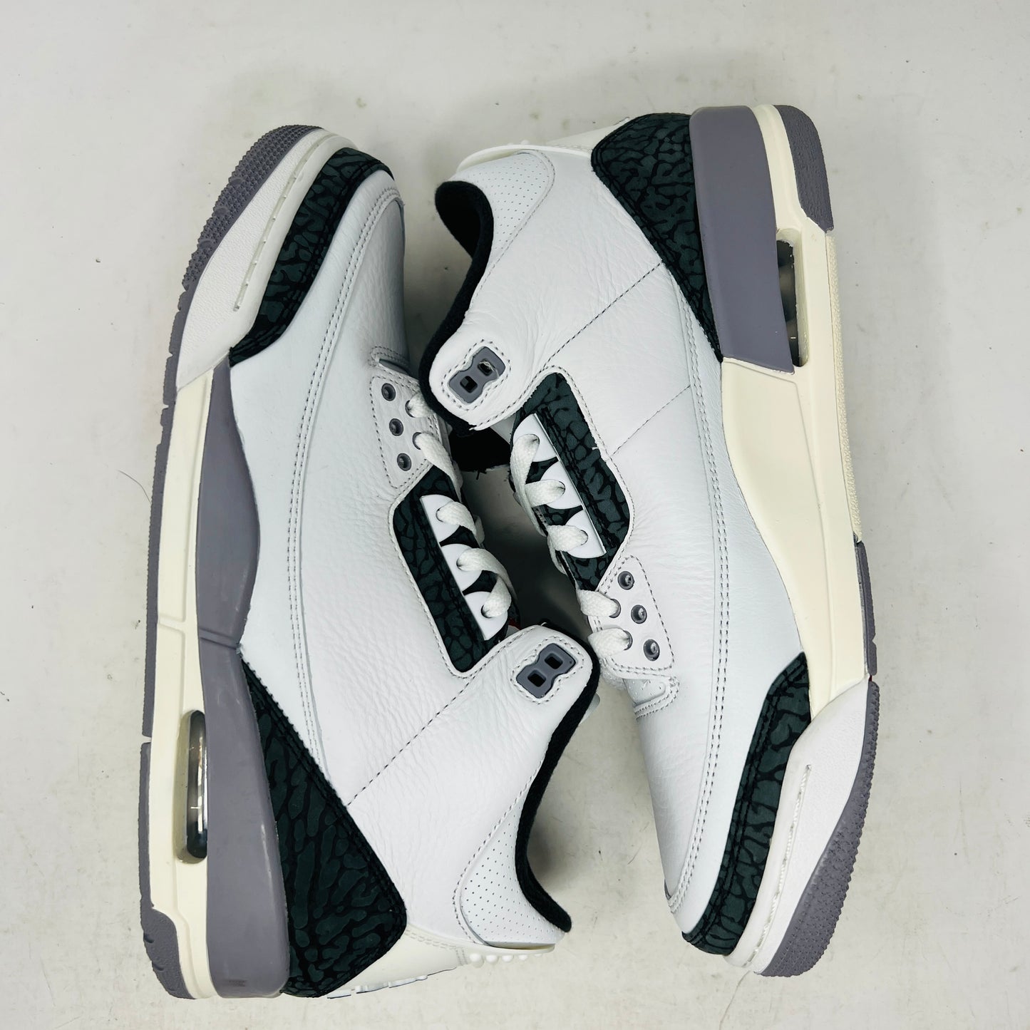 Jordan 3 Retro Cement Grey