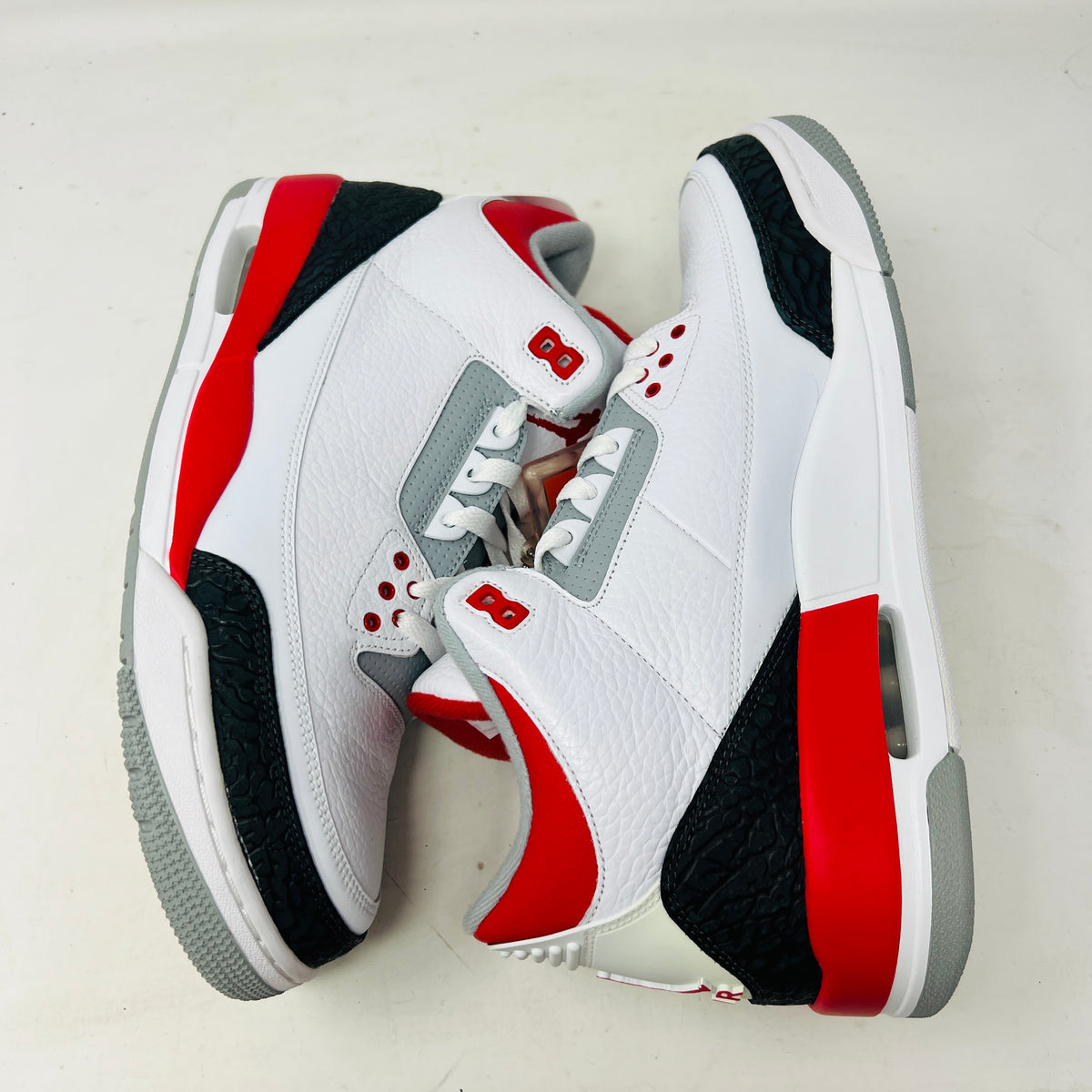 Jordan 3 Retro Fire Red (2013)
