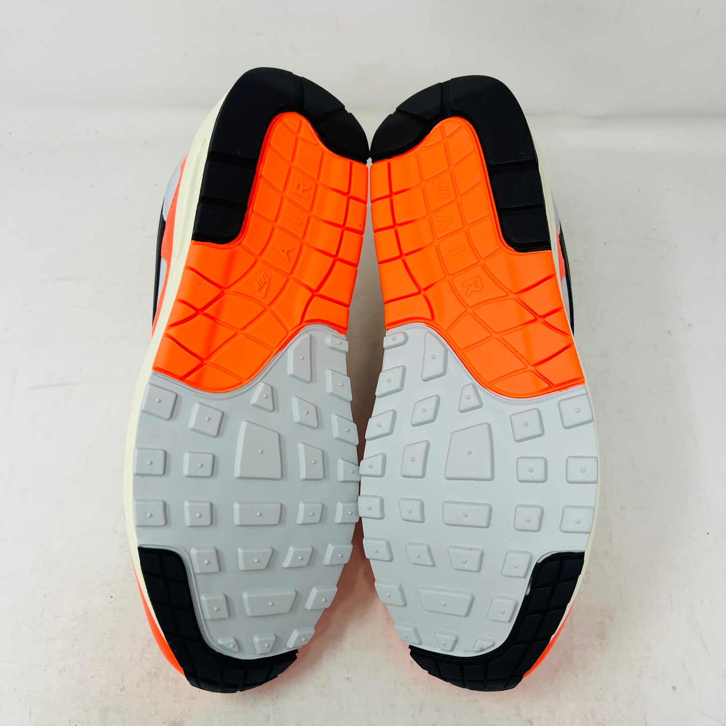 Nike Air Max 1 Patta Waves Hyper Crimson Pure Platinum