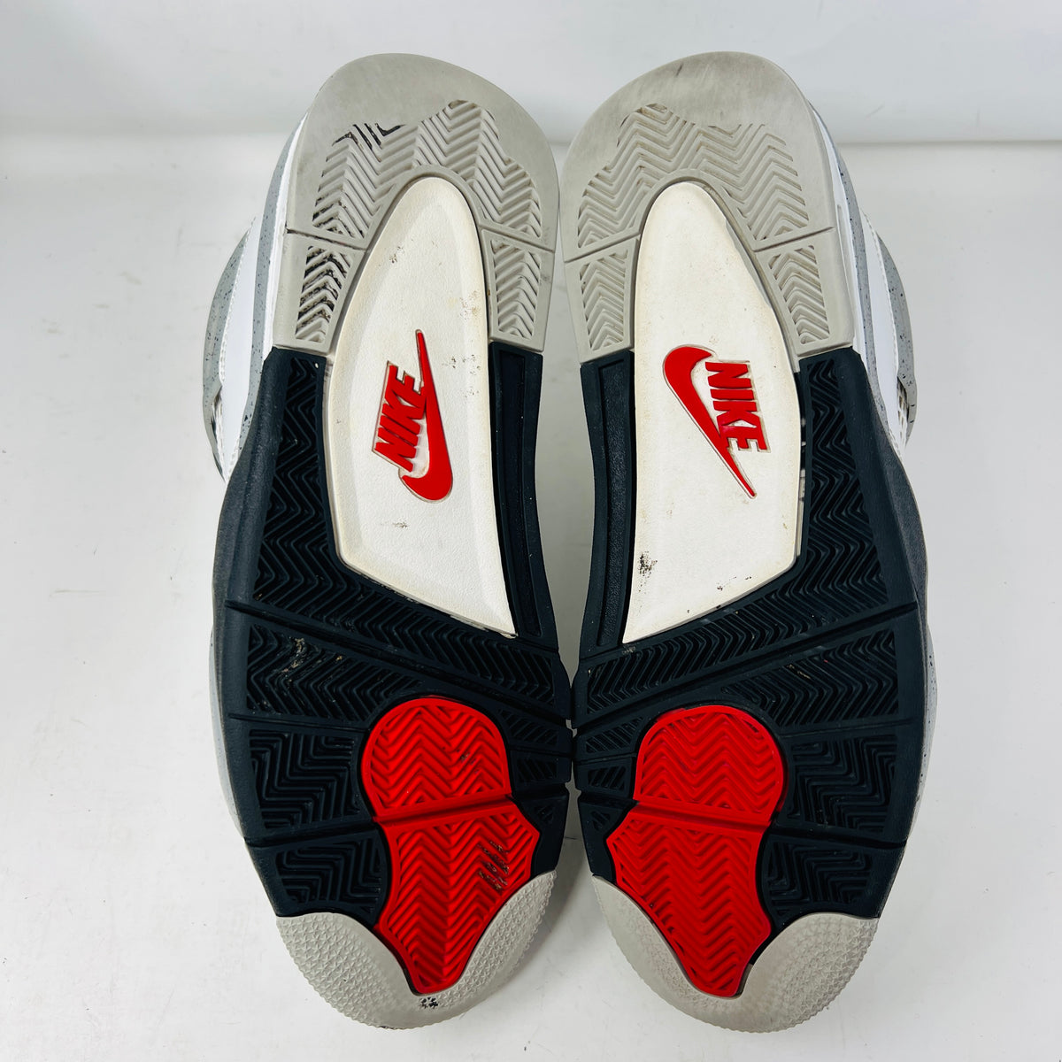 Jordan 4 Retro White Cement (2025)