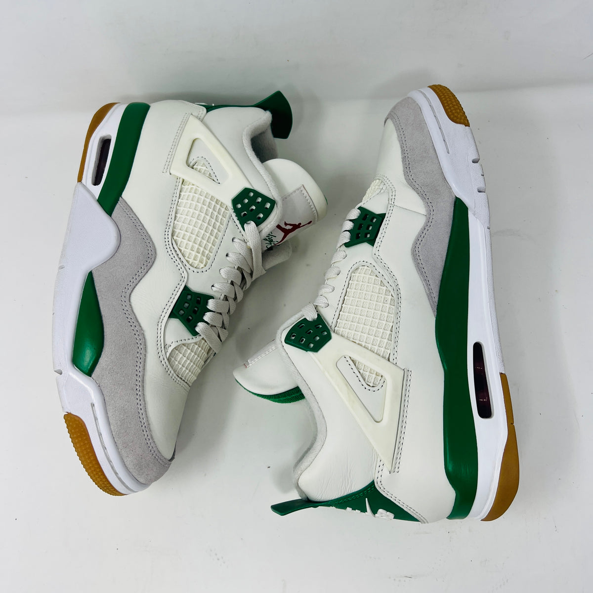 Jordan 4 Retro SB Pine Green