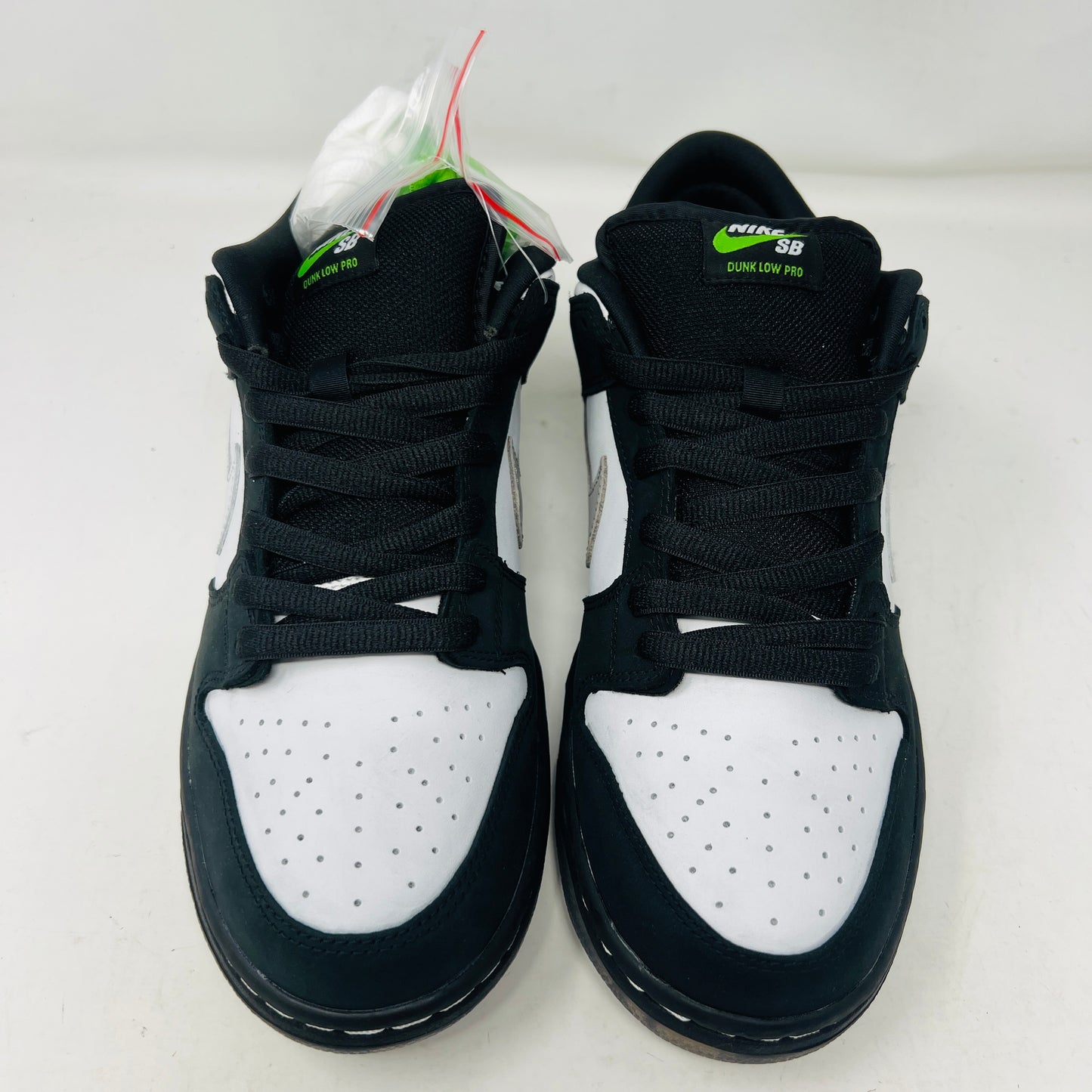 Nike SB Dunk Low Staple Panda Pigeon