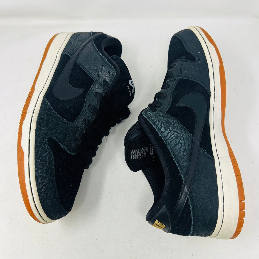 Nike SB Dunk Low Nontourage