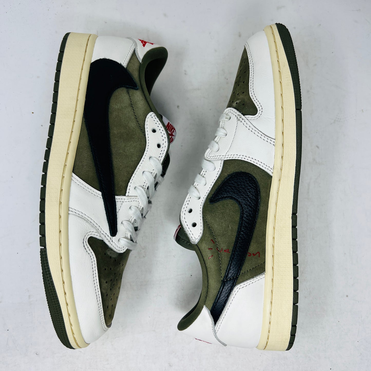 Jordan 1 Retro Low OG SP Travis Scott Medium Olive
