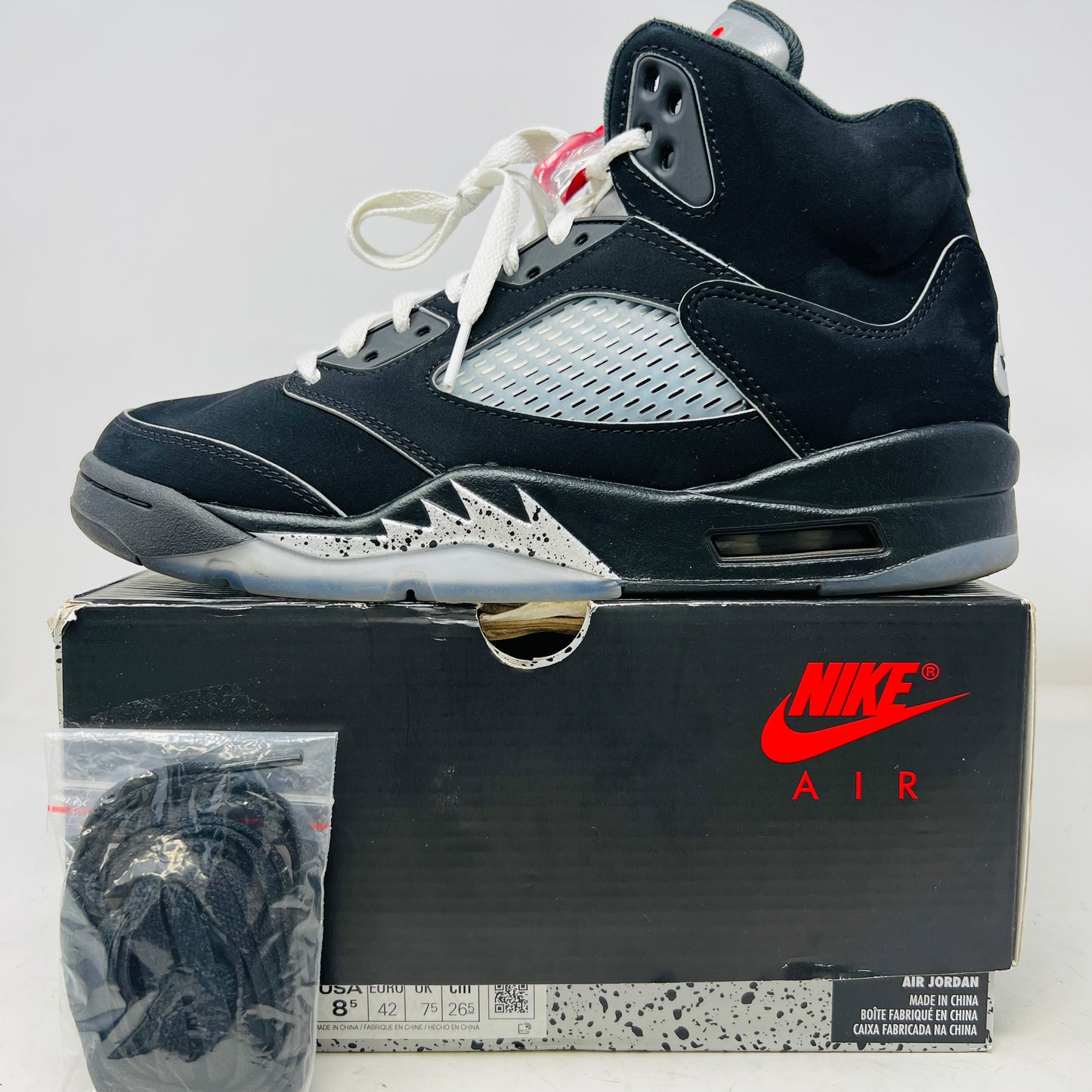 Jordan 5 Retro OG Black Metallic Reimagined