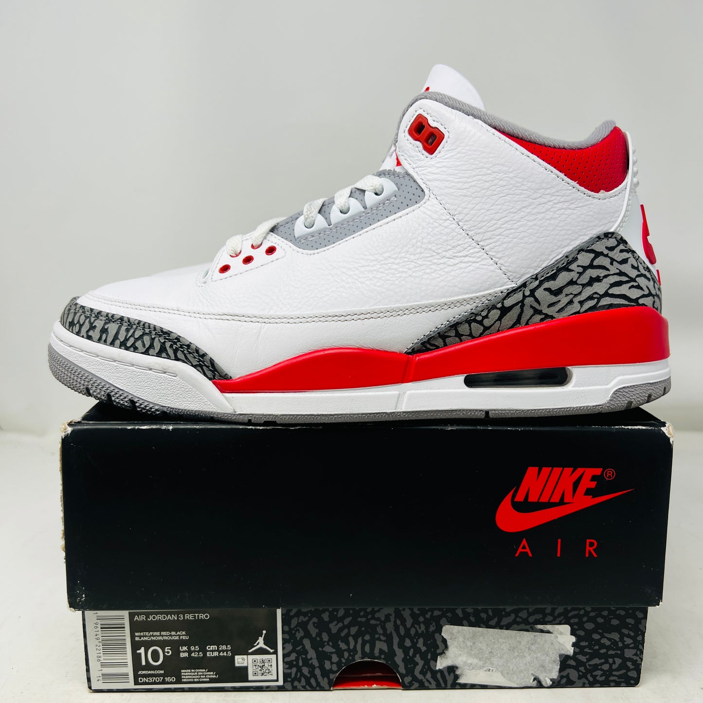 Jordan 3 Retro Fire Red (2022)