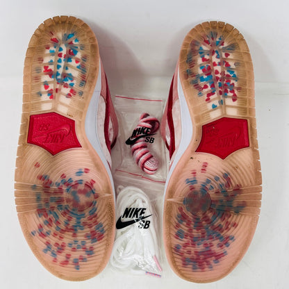 Nike SB Dunk Low StrangeLove Skateboards