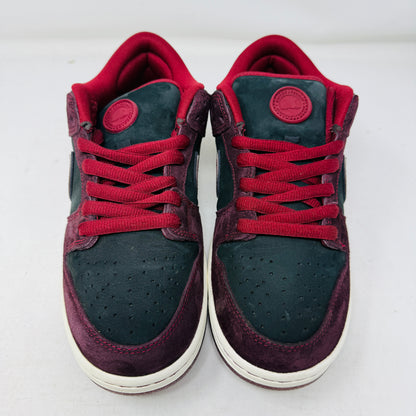 Nike SB Dunk Low Riot Skateshop