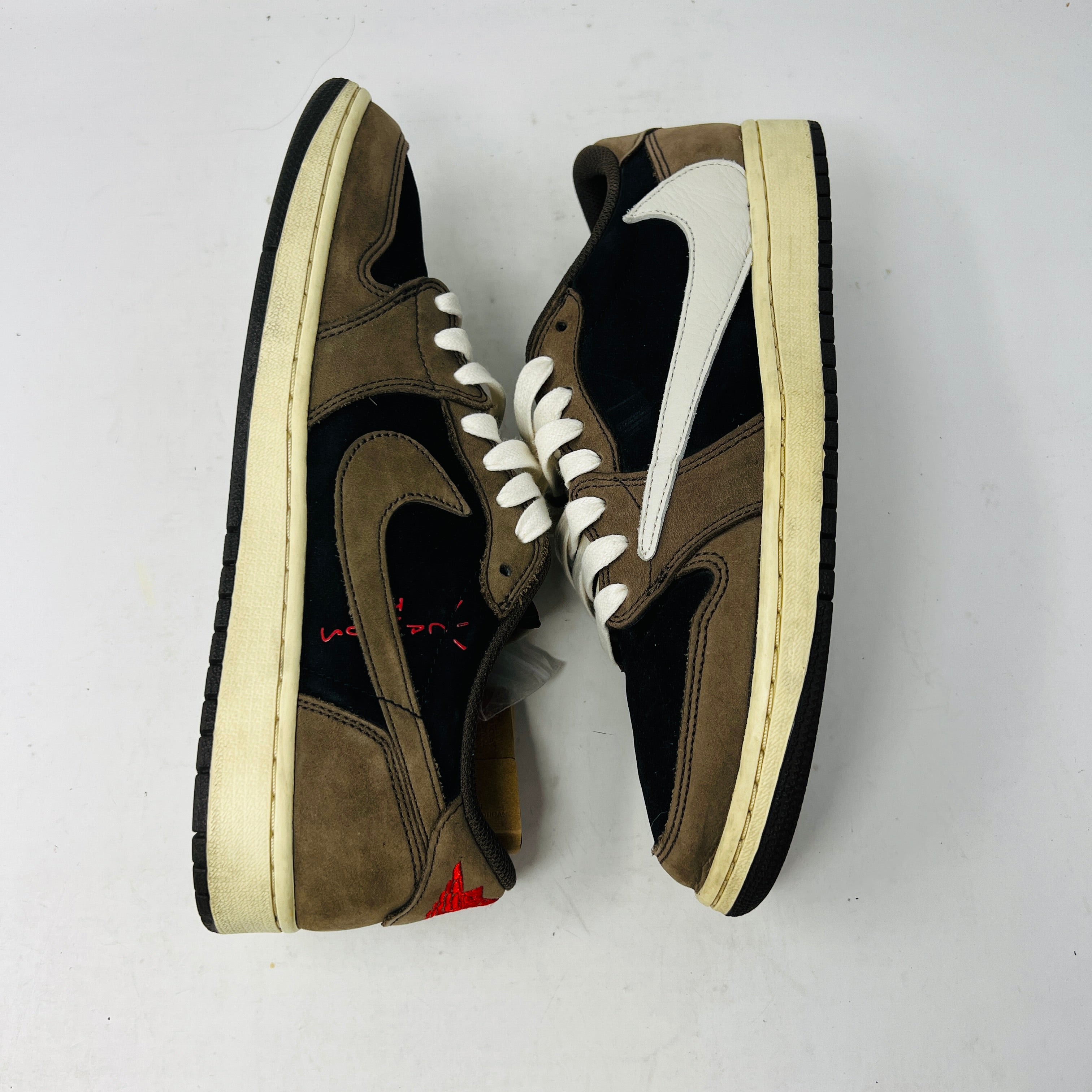 Jordan 1 Retro Low OG SP Travis Scott Mocha – Holy Ground