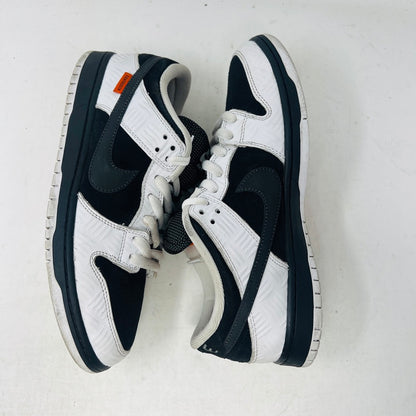 Nike SB Dunk Low TIGHTBOOTH