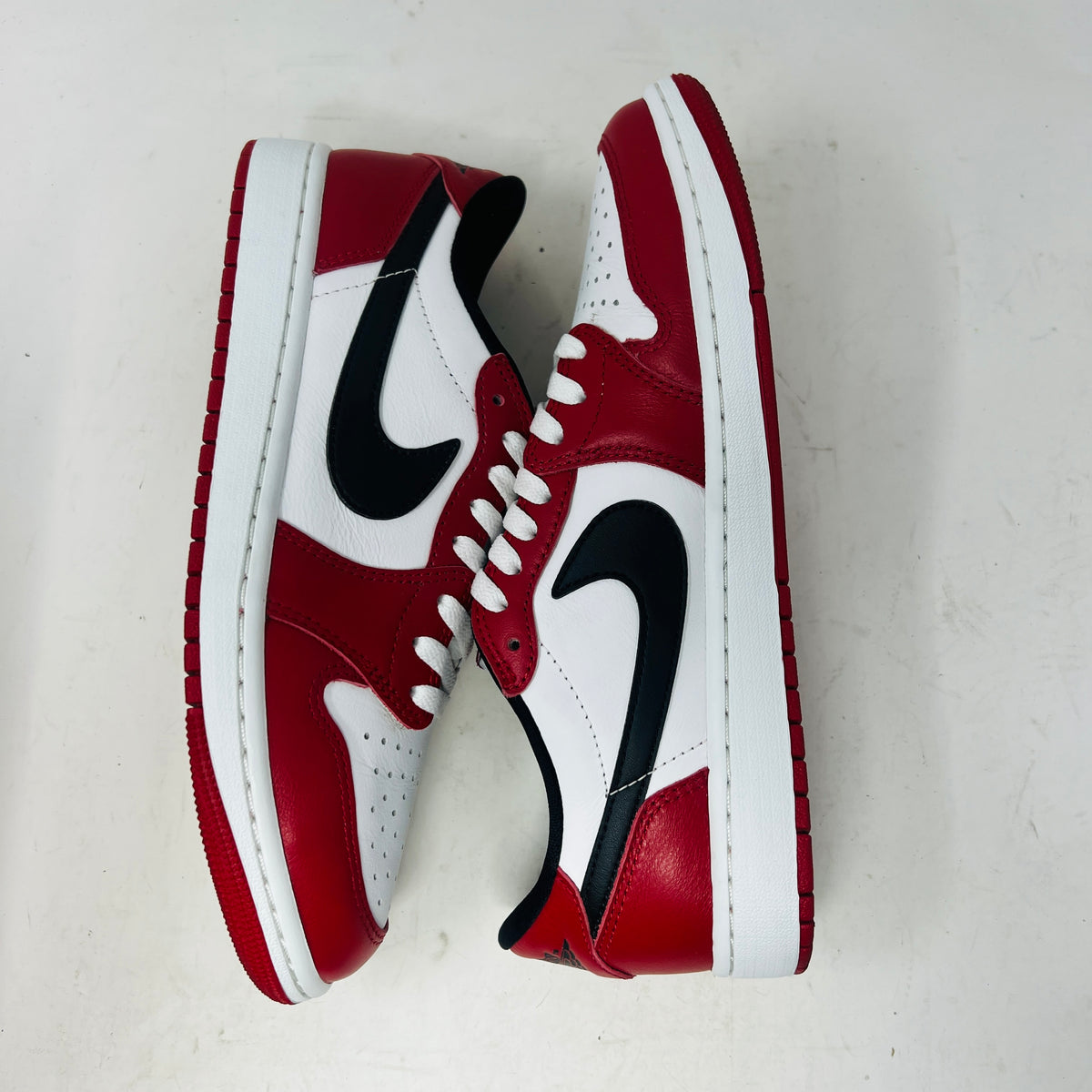 Jordan 1 Retro Low OG Chicago (2025)
