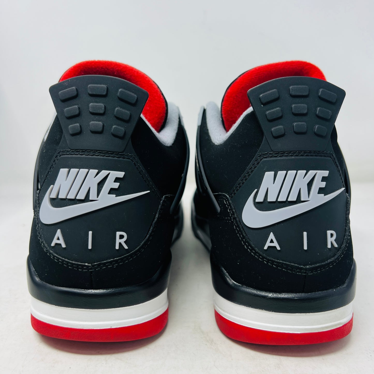Jordan 4 Retro Bred (2019)