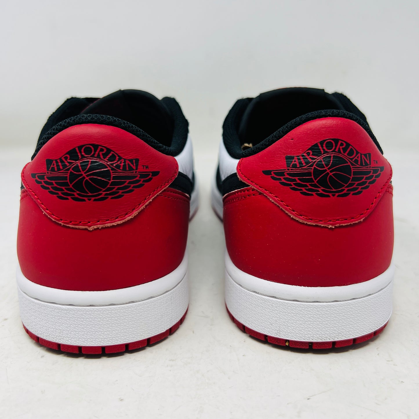 Jordan 1 Retro Low OG Black Toe (2023)