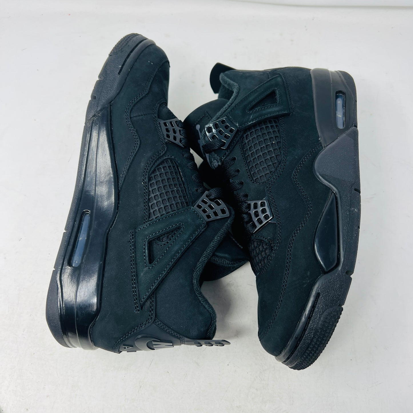 Jordan 4 Retro Black Cat (2025)