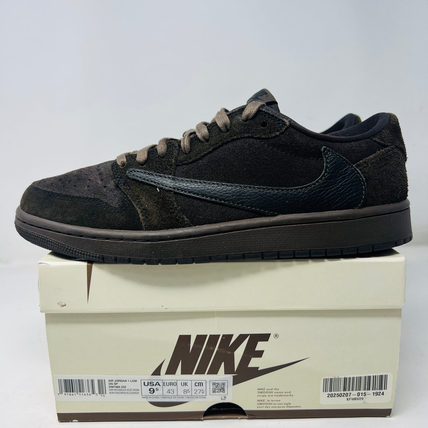 Jordan 1 Retro Low OG SP Travis Scott Velvet Brown