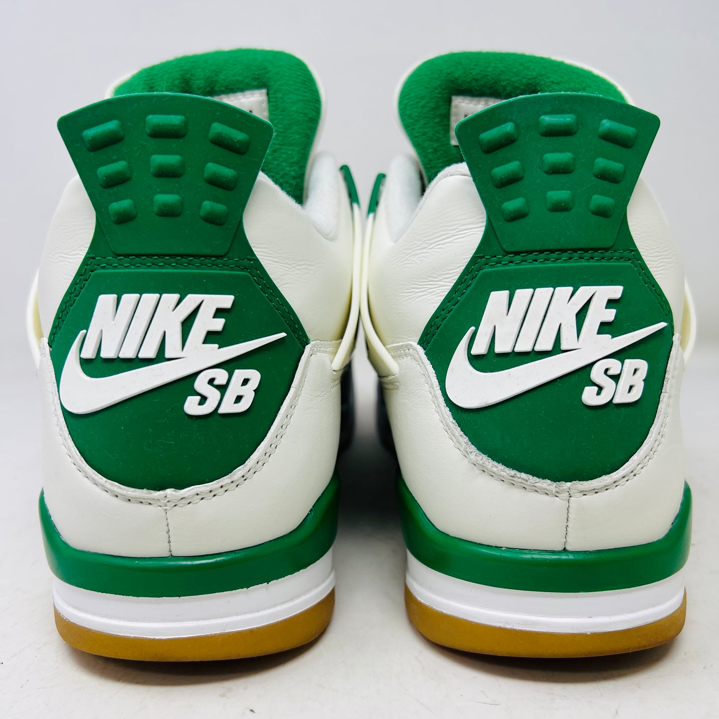Jordan 4 Retro SB Pine Green