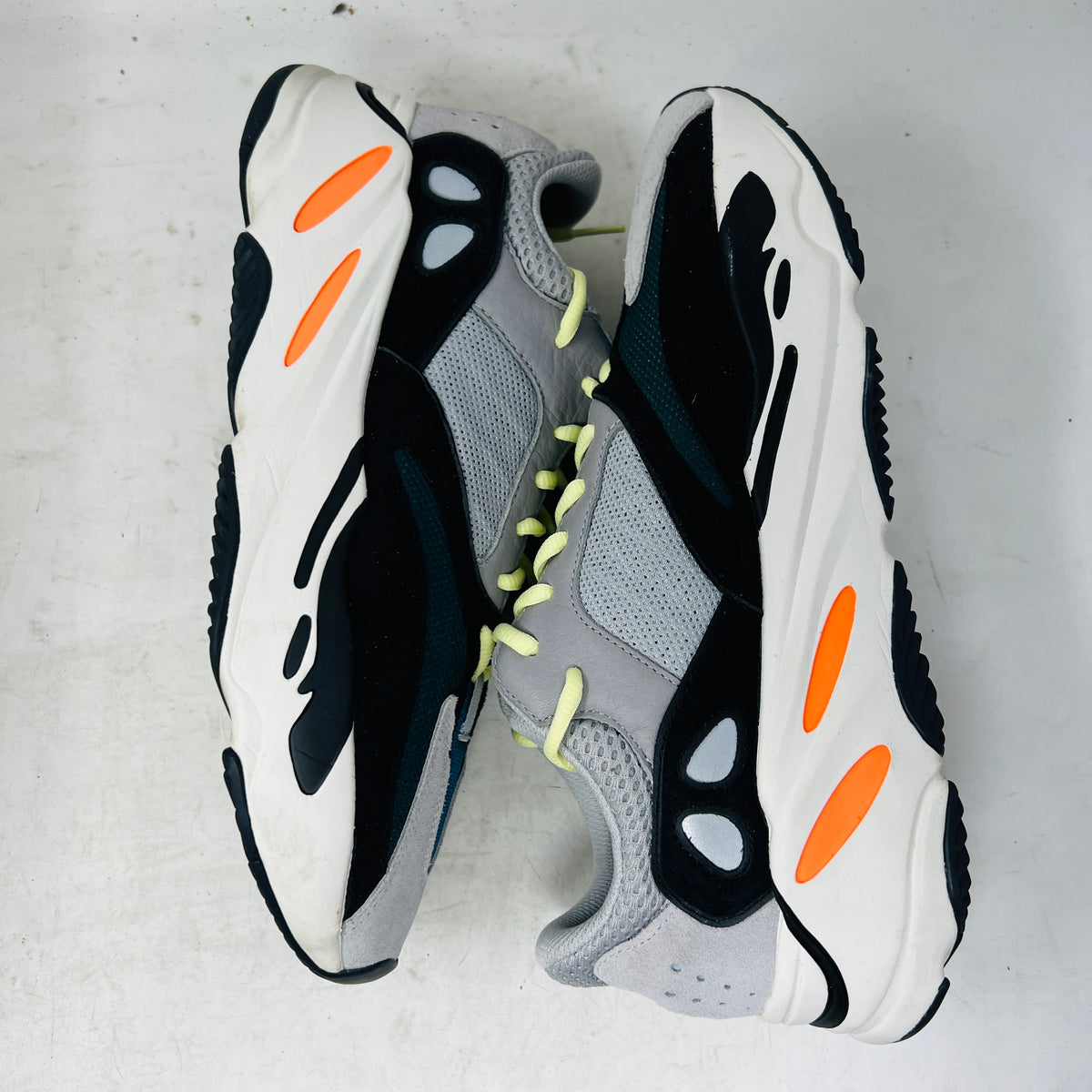 adidas Yeezy Boost 700 Wave Runner