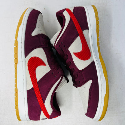 Nike SB Dunk Low Skate Like a Girl