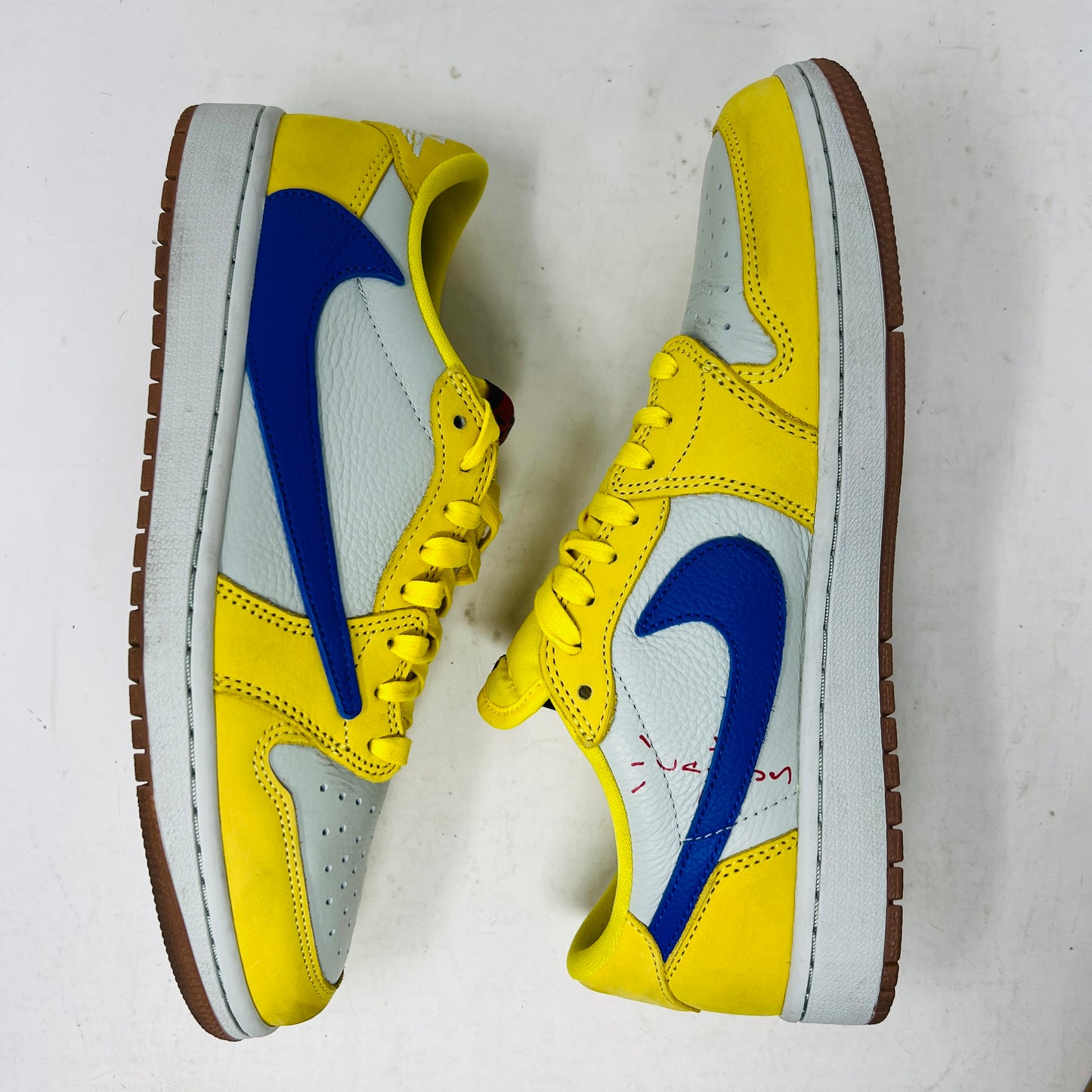 Jordan 1 Retro Low OG SP Travis Scott Canary (Women's)
