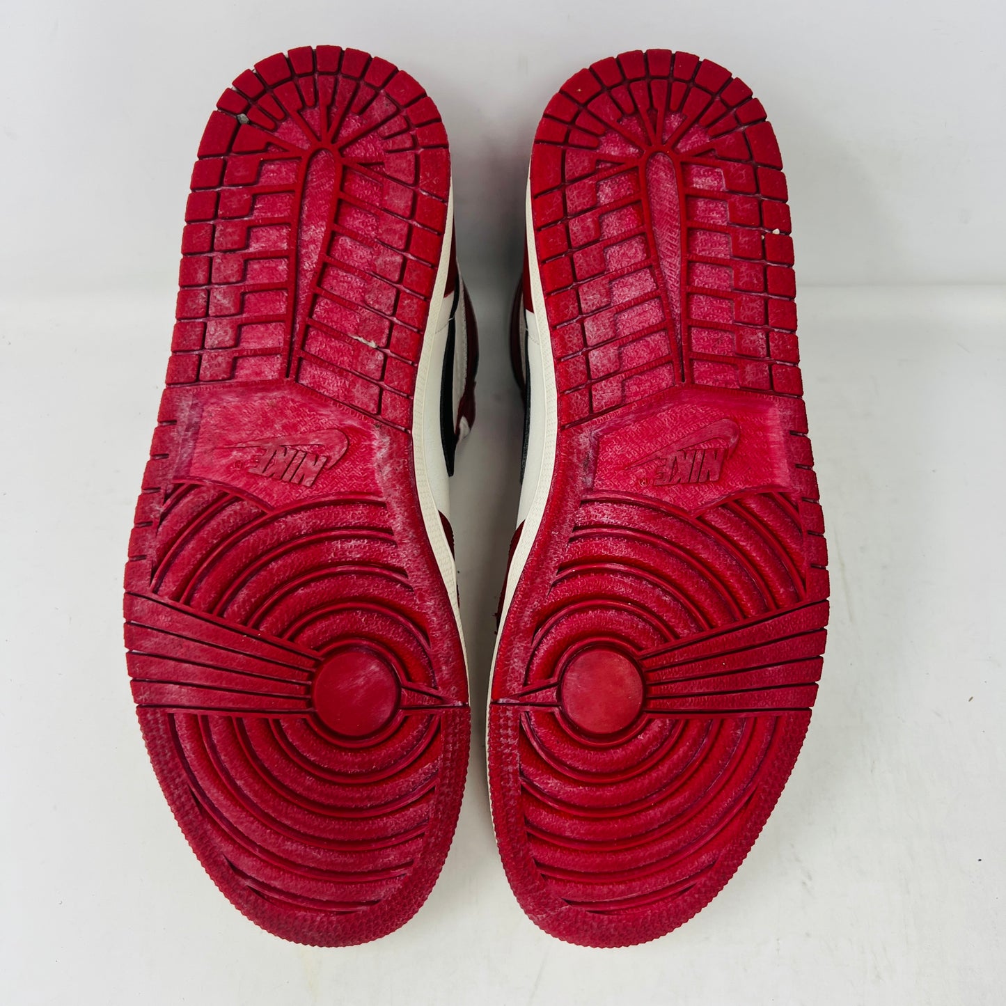 Jordan 1 Retro High OG Chicago Lost and Found