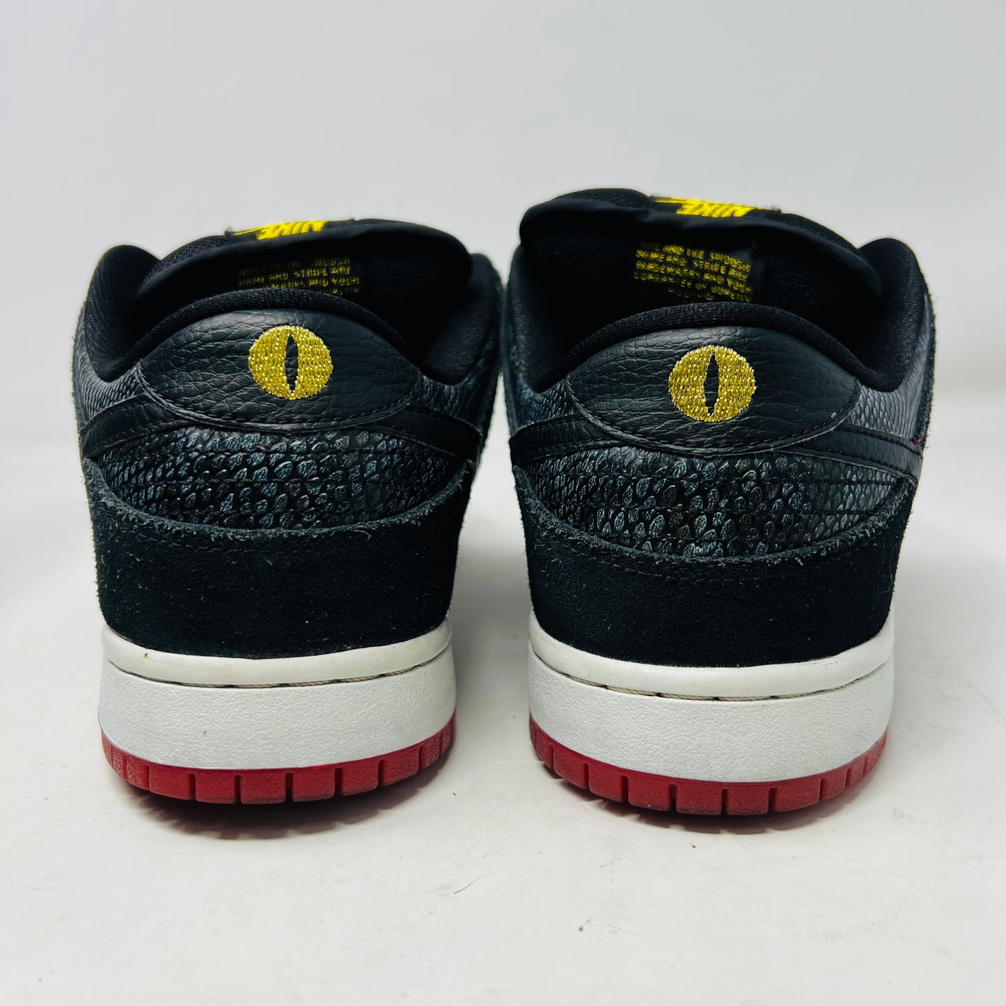 Nike SB Dunk Low Snake Eyes