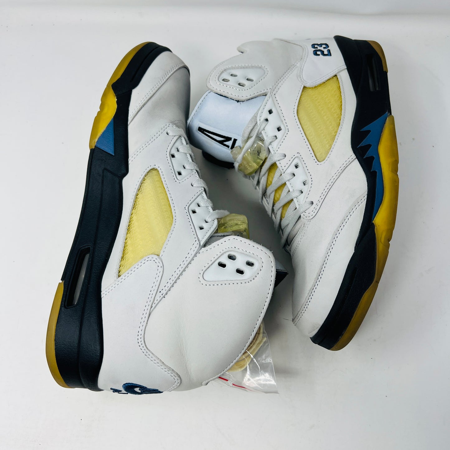 Jordan 5 Retro A Ma Maniére Dawn (Women's)