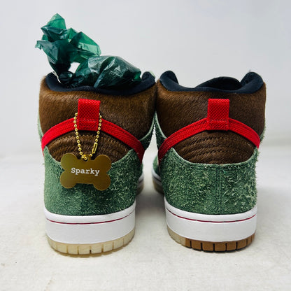 Nike SB Dunk High Dog Walker