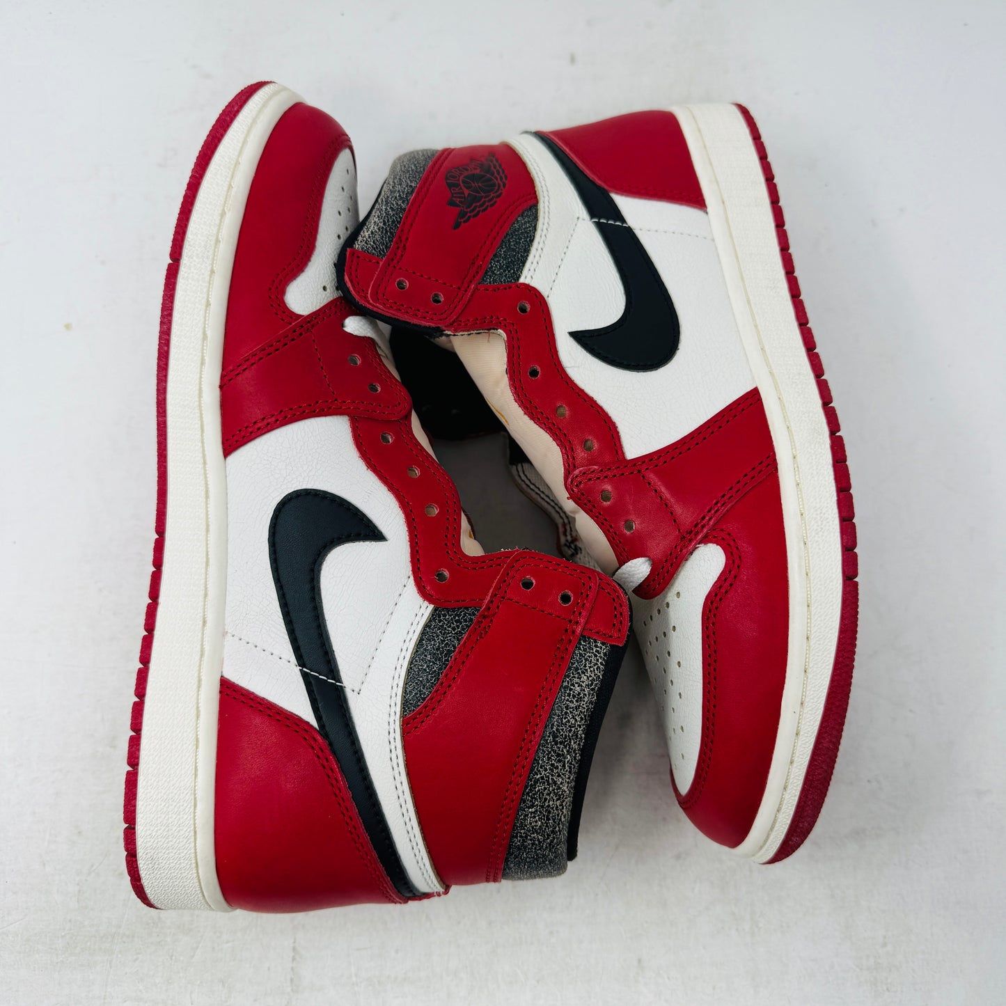 Jordan 1 Retro High OG Chicago Lost and Found