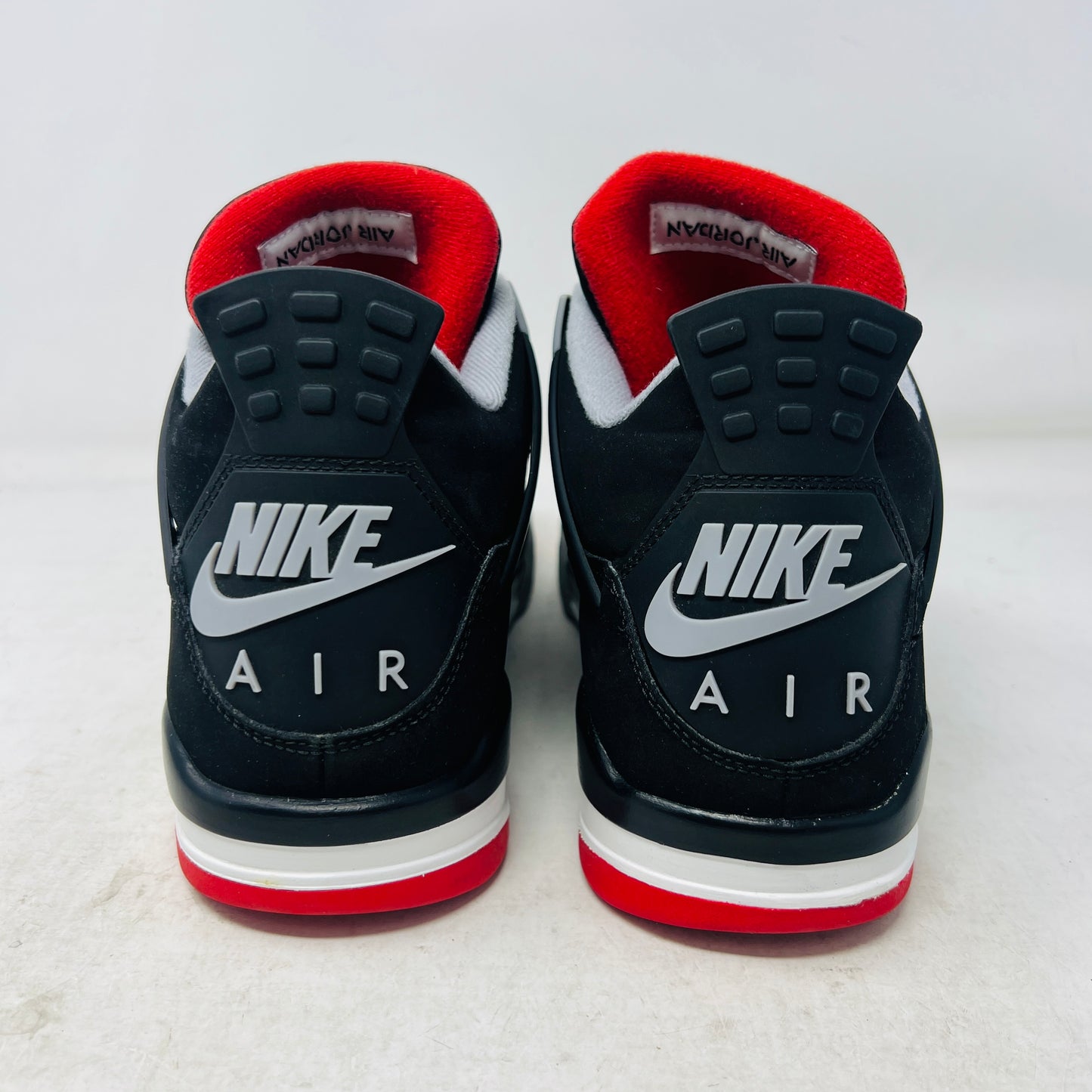 Jordan 4 Retro Bred (2019)
